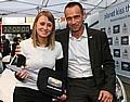 Cruze Gewinnerin und Weltrekordinhaberin, Kamilla Kolodziej mit Jürgen Keller, Geschäftsführer. Foto: Chevrolet Deutschland GmbH